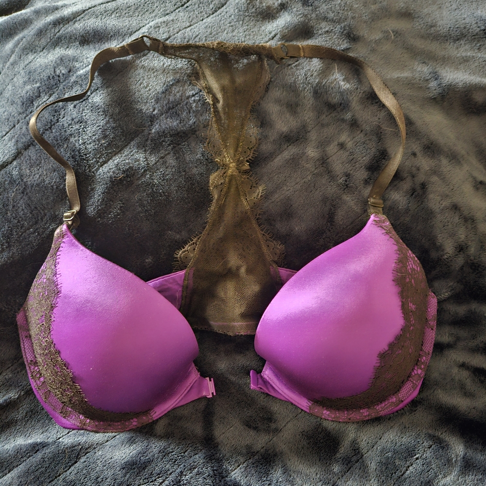 34C *Like New* Victoria's Secret Purple and Black Raceeback Lace Bra